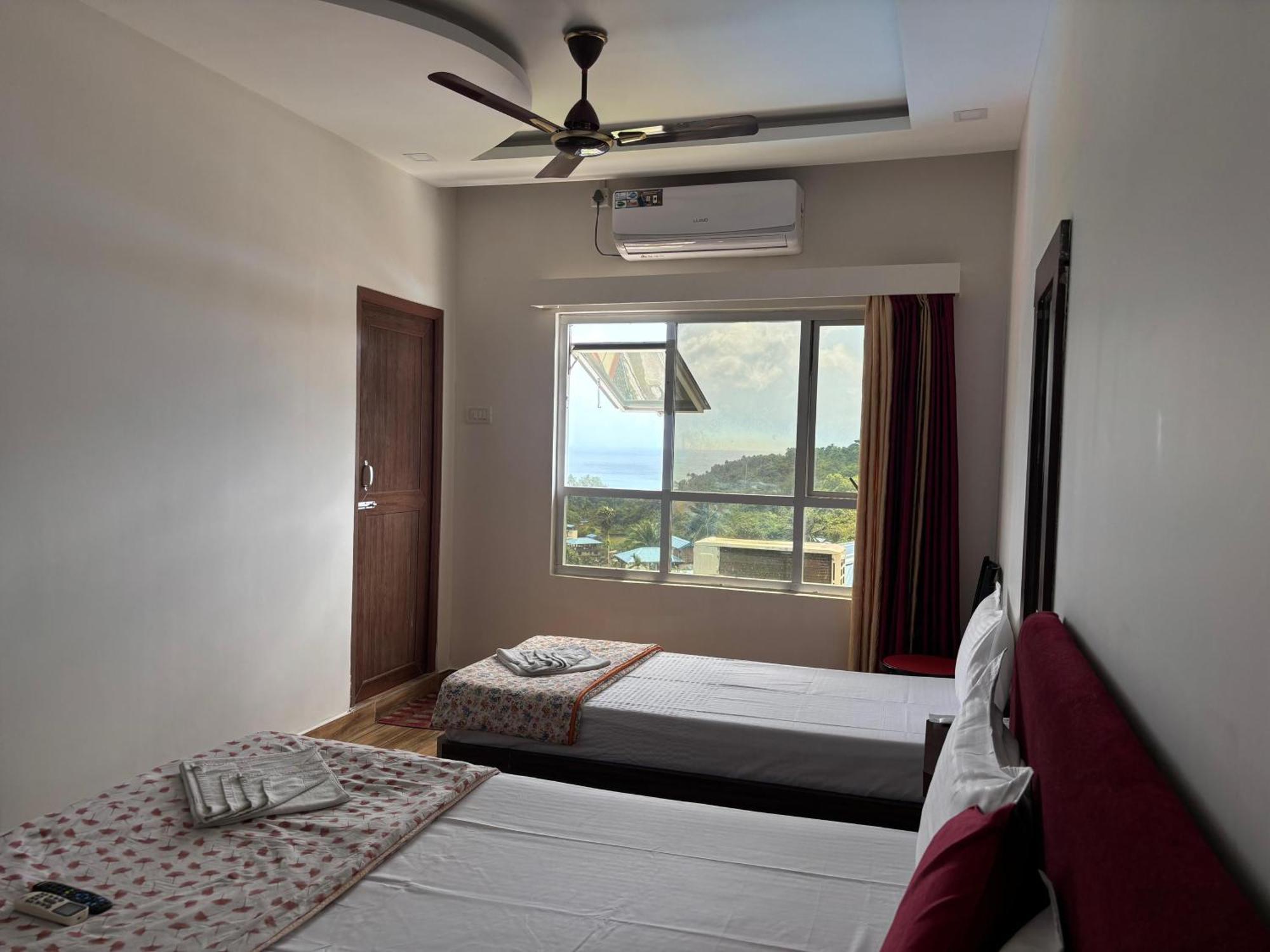 The Tamarind Tree Hotel & Restaurant Shadipur Exterior foto