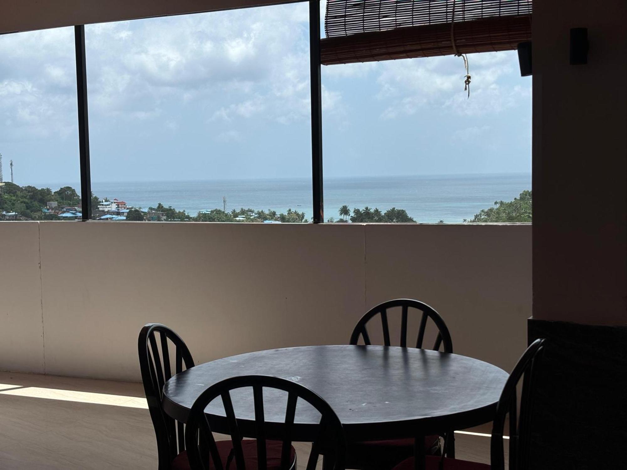 The Tamarind Tree Hotel & Restaurant Shadipur Exterior foto