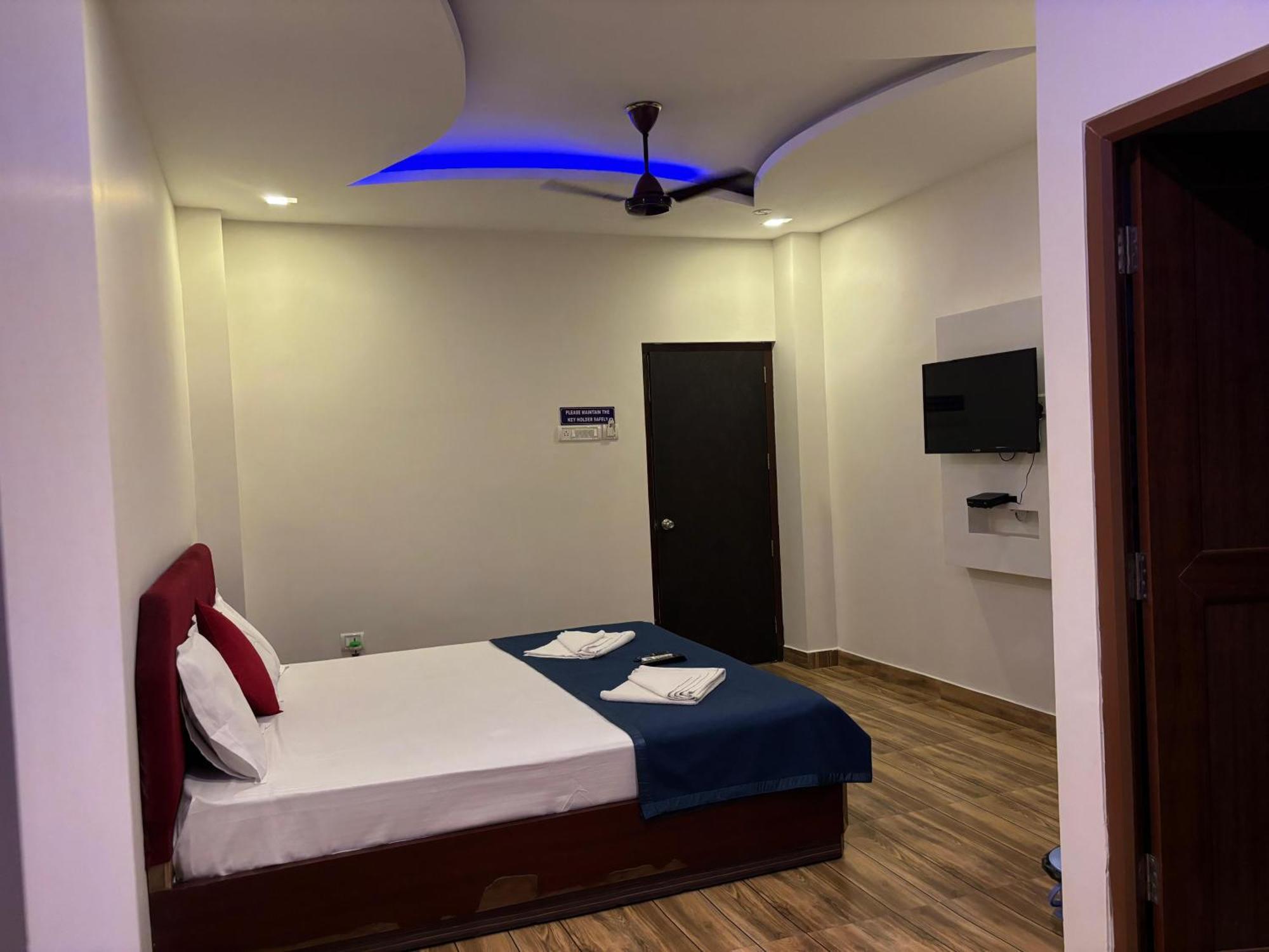 The Tamarind Tree Hotel & Restaurant Shadipur Exterior foto